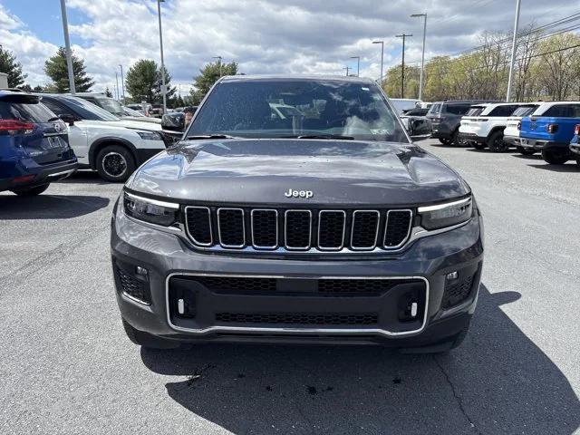 2025 Jeep Grand Cherokee GRAND CHEROKEE OVERLAND 4X4