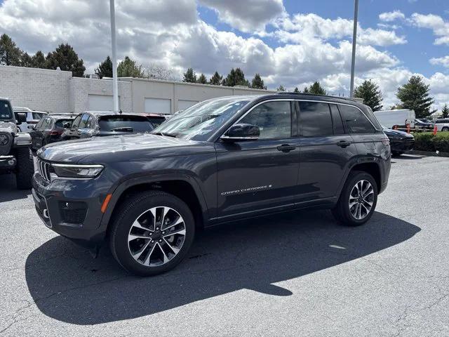 2025 Jeep Grand Cherokee GRAND CHEROKEE OVERLAND 4X4
