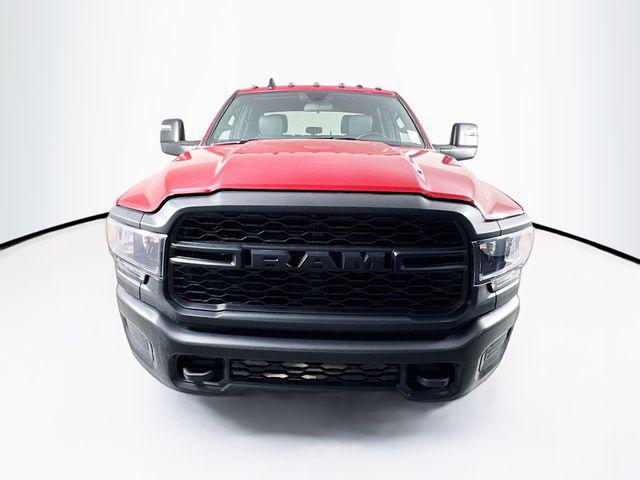 2024 RAM Ram 3500 Chassis Cab RAM 3500 TRADESMAN CREW CAB CHASSIS 4X4 60 CA