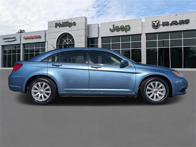 2011 Chrysler 200 Touring 2011 Chrysler 200 Touring