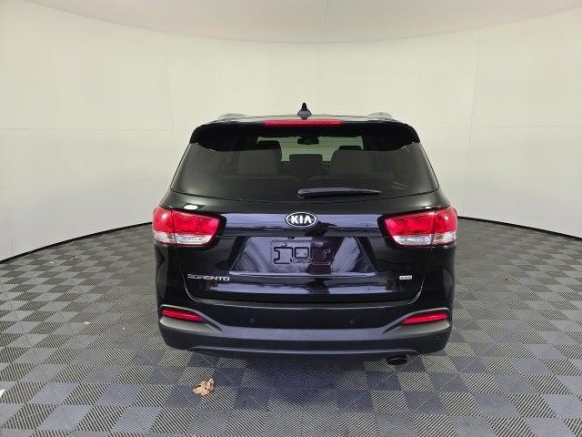 2016 Kia Sorento 2.4L LX