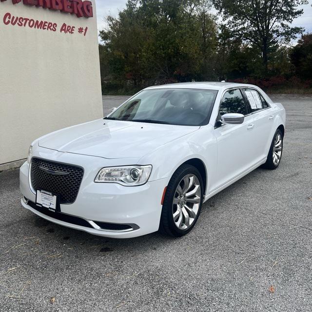 2020 Chrysler 300 Touring