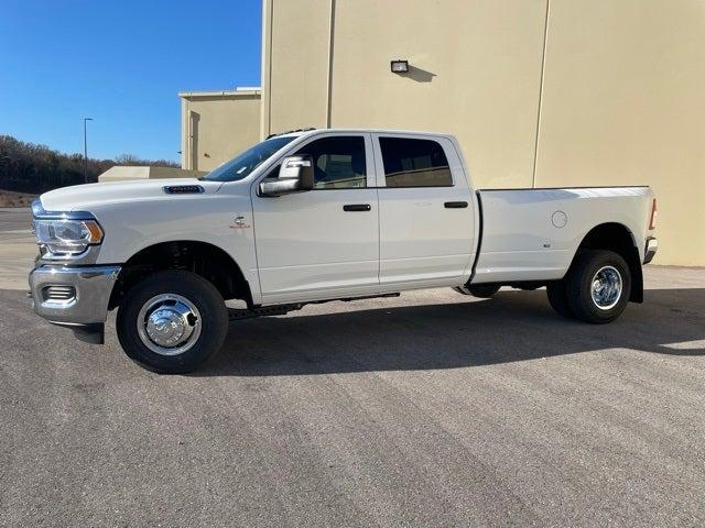 2024 RAM Ram 3500 RAM 3500 TRADESMAN CREW CAB 4X4 8 BOX