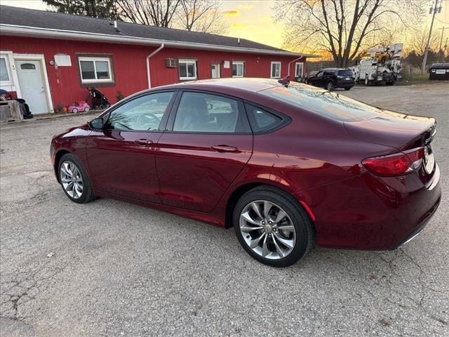 2015 Chrysler 200 S