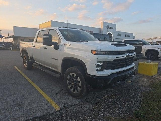 2024 Chevrolet Silverado 2500HD 4WD Crew Cab Standard Bed Custom