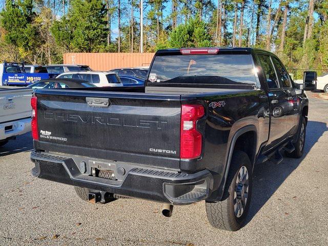 2022 Chevrolet Silverado 2500HD 4WD Crew Cab Standard Bed Custom