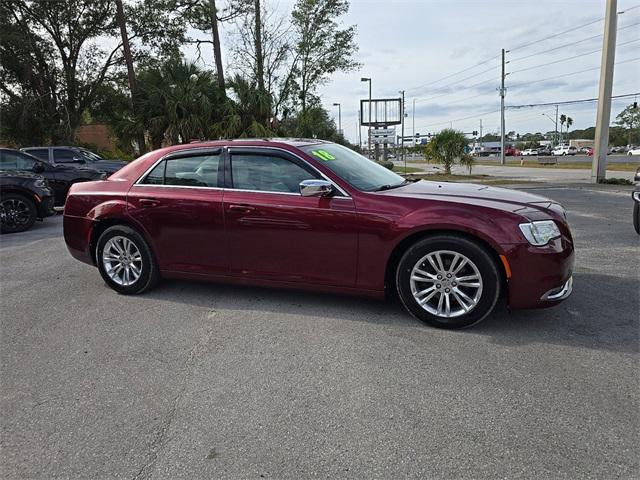 2018 Chrysler 300 Touring L