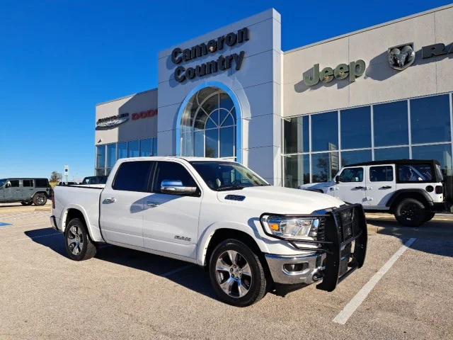 2022 RAM 1500 Laramie Crew Cab 4x4 57 Box