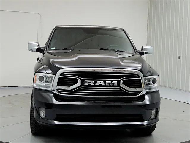 2018 RAM 1500 Limited Crew Cab 4x4 57 Box