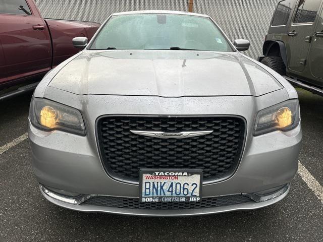 2016 Chrysler 300 S