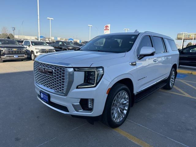 2023 GMC Yukon XL 4WD Denali