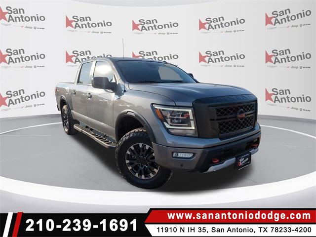 2021 Nissan TITAN Crew Cab PRO-4X 4x4