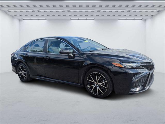 2022 Toyota Camry SE Nightshade Edition