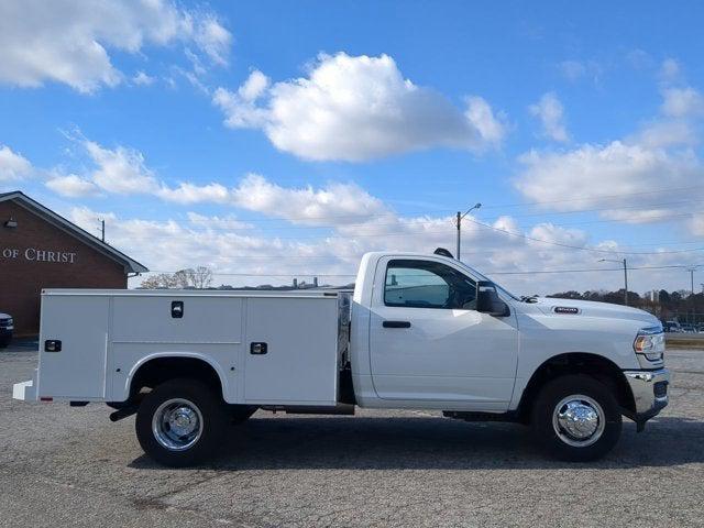 2024 RAM Ram 3500 Chassis Cab RAM 3500 TRADESMAN CHASSIS REGULAR CAB 4X4 60 CA