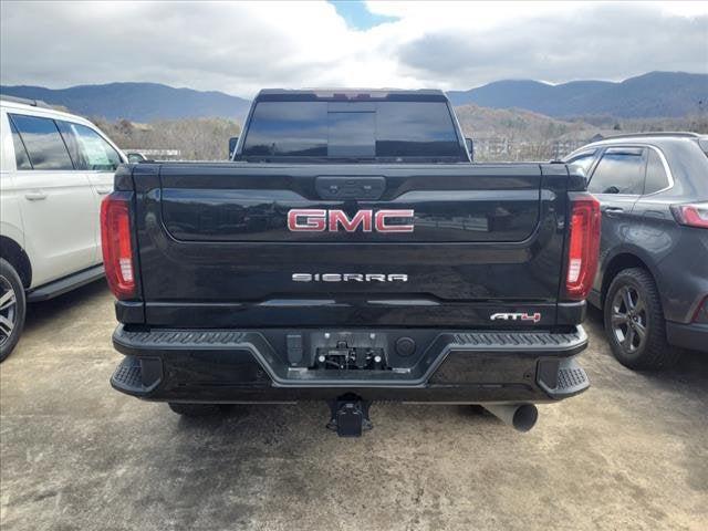 2021 GMC Sierra 2500HD 4WD Crew Cab Standard Bed AT4