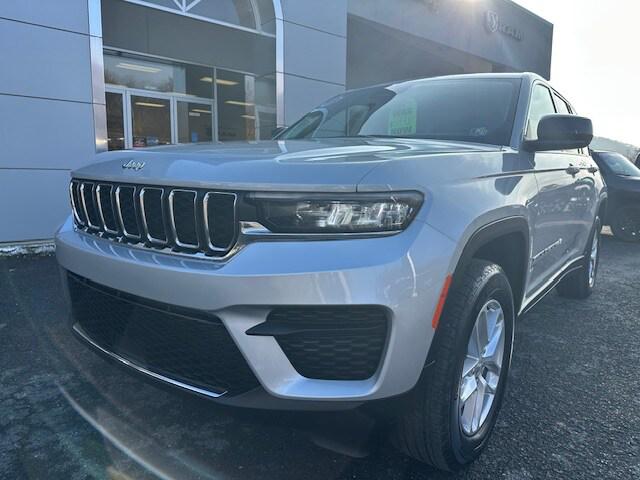 2024 Jeep Grand Cherokee Laredo X 4x4