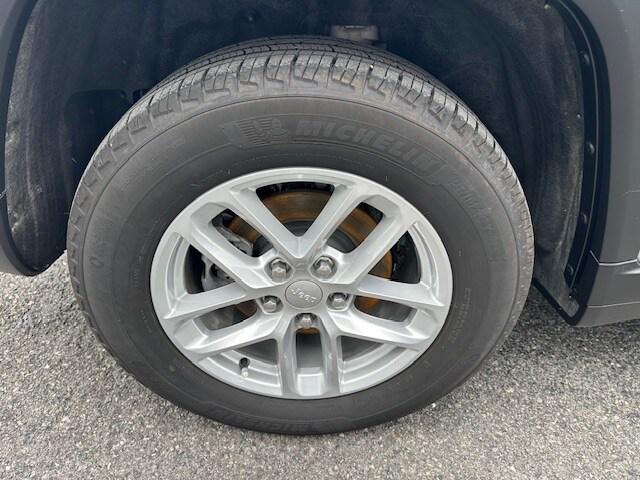 2024 Jeep Grand Cherokee Laredo X 4x4