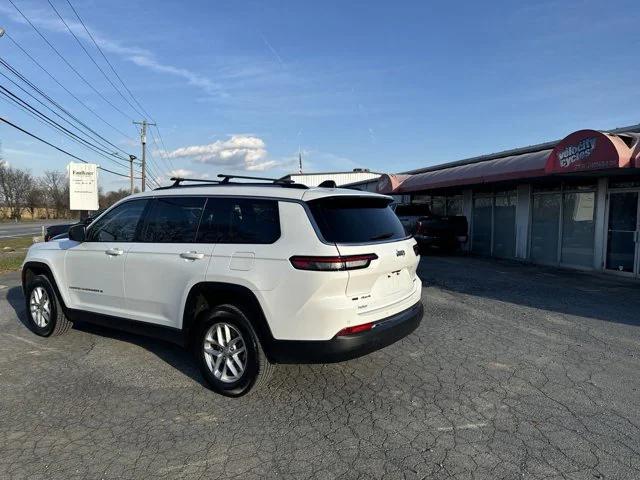 2022 Jeep Grand Cherokee L Laredo 4x4