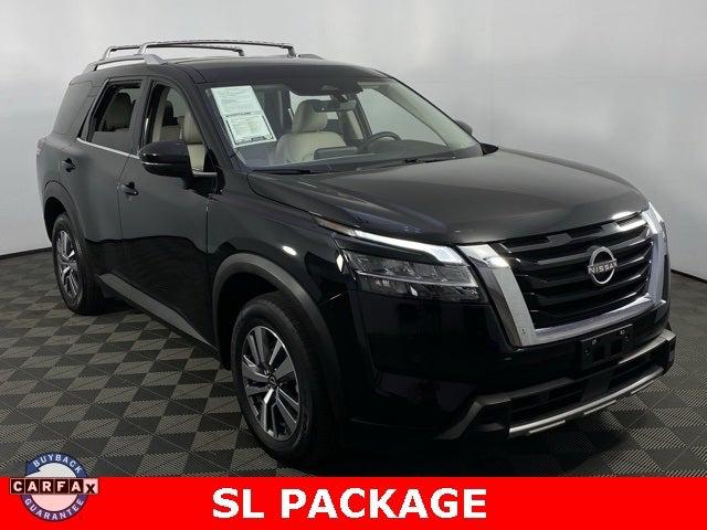 2023 Nissan Pathfinder SL 4WD