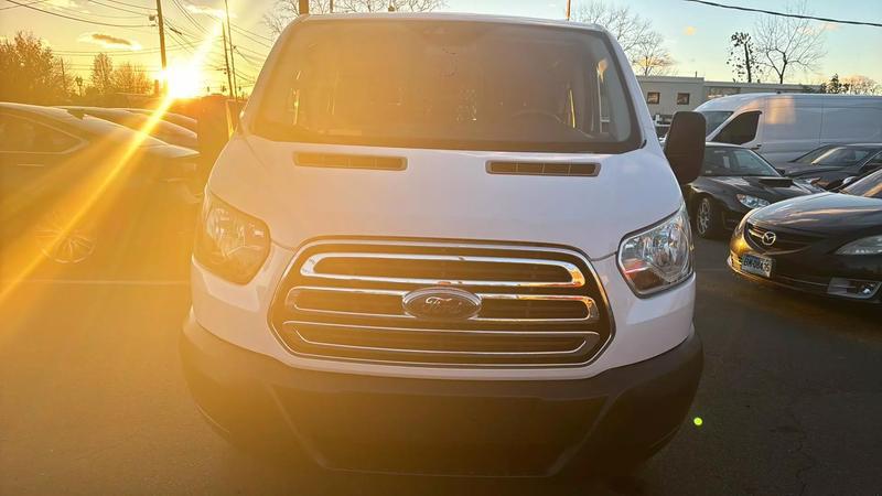 2018 Ford Transit Low Roof w/60/40 Side Door w/RWB Van 3D