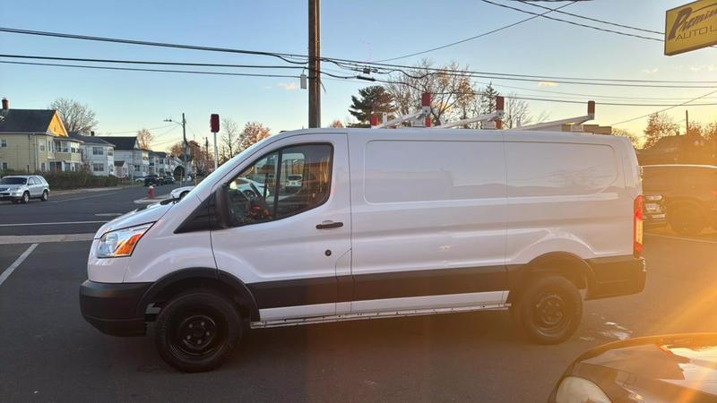 2018 Ford Transit Low Roof w/60/40 Side Door w/RWB Van 3D