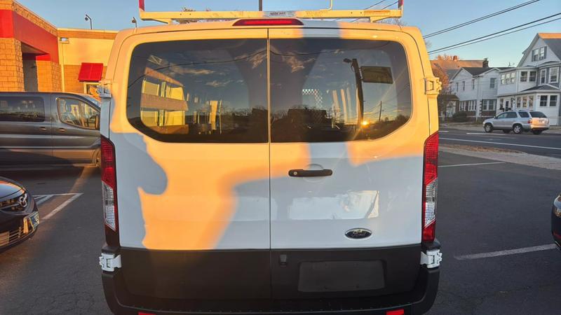 2018 Ford Transit Low Roof w/60/40 Side Door w/RWB Van 3D