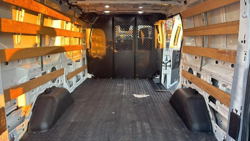 2018 Ford Transit Low Roof w/60/40 Side Door w/RWB Van 3D