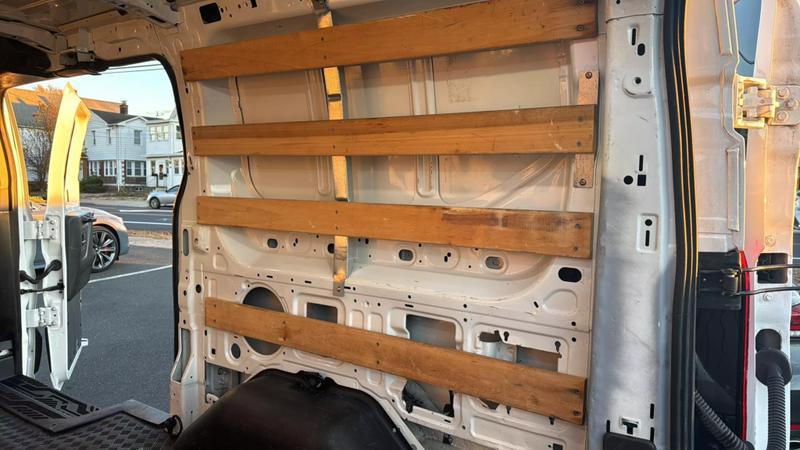 2018 Ford Transit Low Roof w/60/40 Side Door w/RWB Van 3D