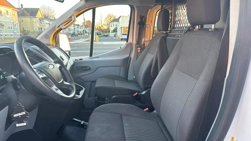 2018 Ford Transit Low Roof w/60/40 Side Door w/RWB Van 3D