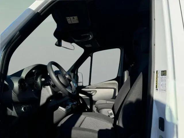 2025 Mercedes-Benz Sprinter 2500 High Roof 4-Cyl Diesel HO