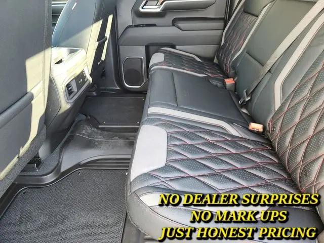 2024 Chevrolet Silverado 1500 4WD Crew Cab Short Bed RST