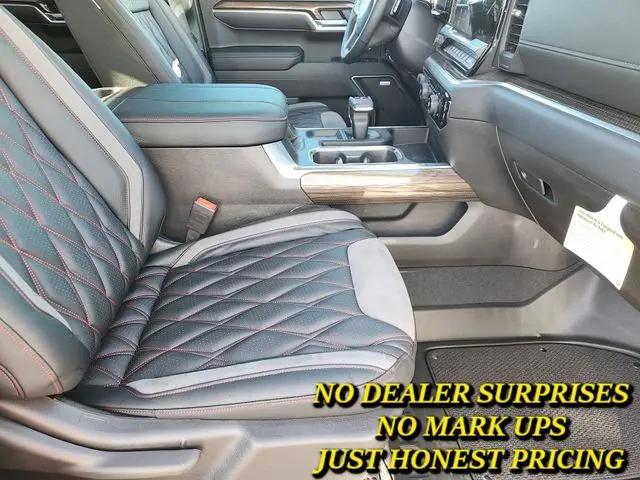 2024 Chevrolet Silverado 1500 4WD Crew Cab Short Bed RST