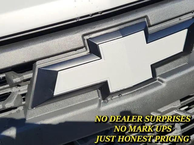 2024 Chevrolet Silverado 1500 4WD Crew Cab Short Bed RST