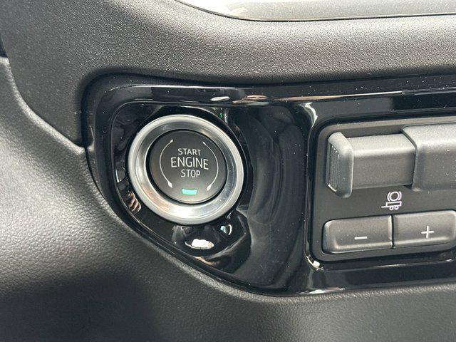 2025 Chevrolet Silverado 3500HD LT