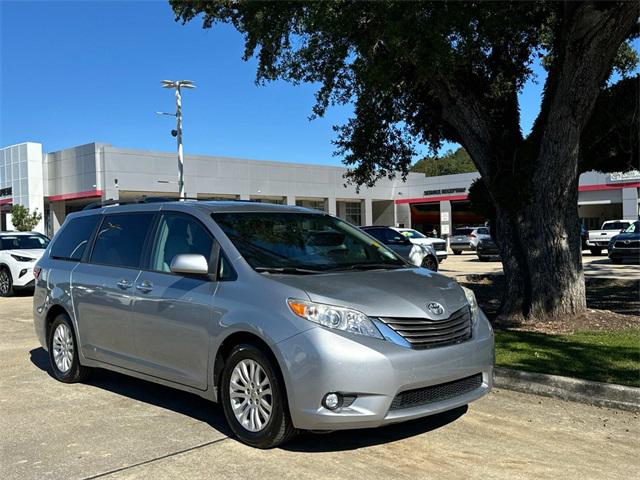 2016 Toyota Sienna