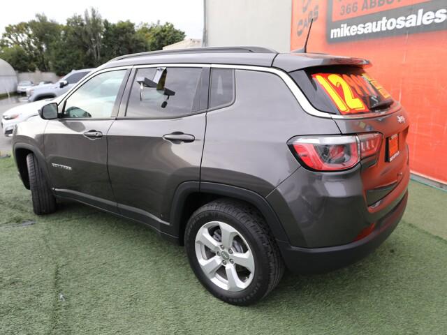 2018 Jeep Compass Latitude FWD