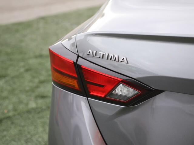 2023 Nissan Altima SV FWD