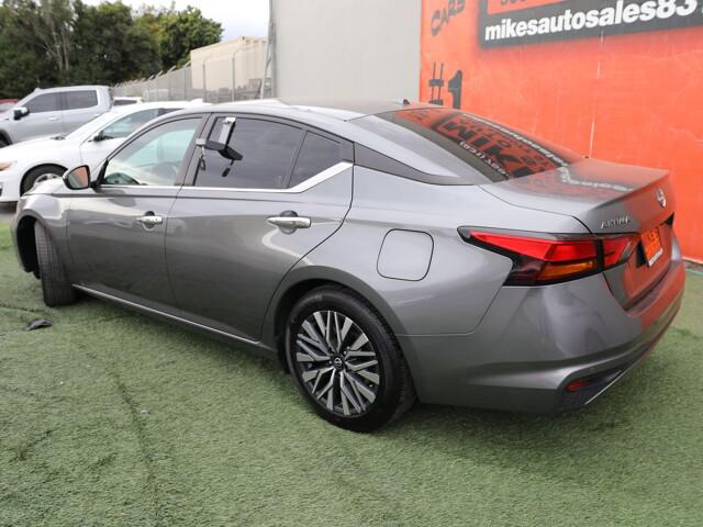 2023 Nissan Altima SV FWD