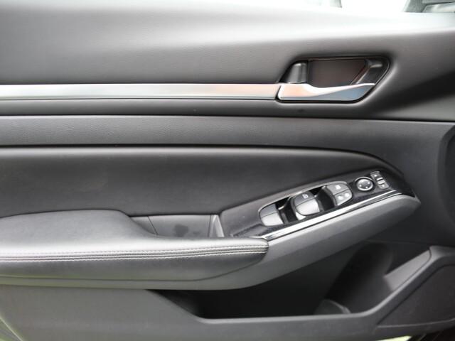 2023 Nissan Altima SV FWD
