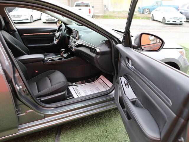 2023 Nissan Altima SV FWD