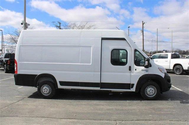 2025 RAM Ram ProMaster EV RAM PROMASTER EV STEP VAN SUPER HIGH ROOF 159 WB EXT 2025 RAM Ram ProMaster EV RAM PROMASTER EV STEP VAN SUPER HIGH ROOF 159 WB EXT