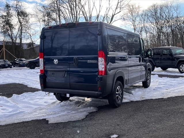 2025 RAM Ram ProMaster RAM PROMASTER 3500 SLT CARGO VAN LOW ROOF 136 WB