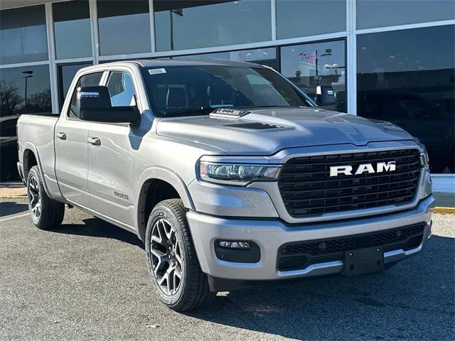 2025 RAM Ram 1500 RAM 1500 LARAMIE CREW CAB 4X4 64 BOX