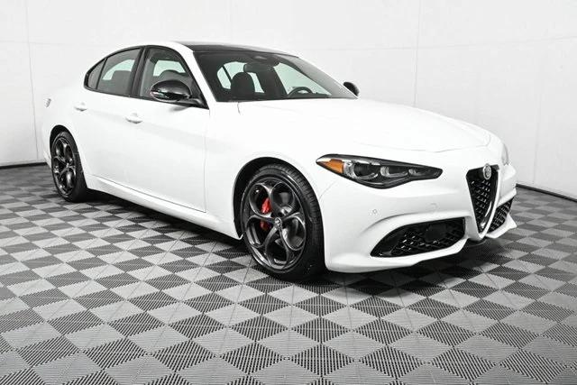 2025 Alfa Romeo Giulia GIULIA TRIBUTO ITALIANO
