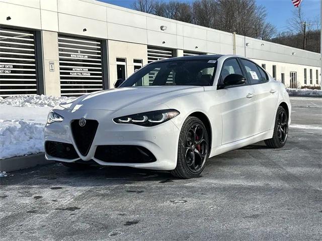 2025 Alfa Romeo Giulia GIULIA TRIBUTO ITALIANO AWD 2025 Alfa Romeo Giulia GIULIA TRIBUTO ITALIANO AWD