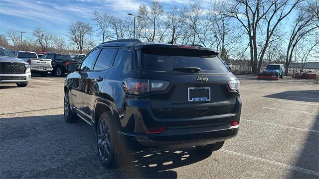 2025 Jeep Compass COMPASS LIMITED 4X4