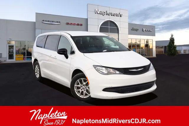 2025 Chrysler Voyager VOYAGER LX