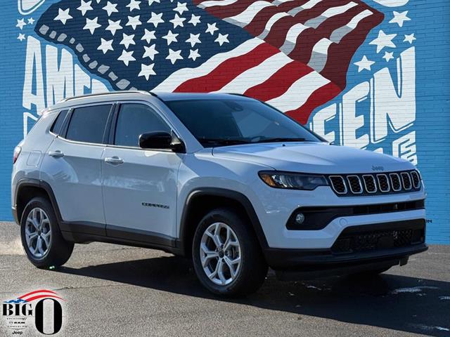2025 Jeep Compass COMPASS LATITUDE 4X4