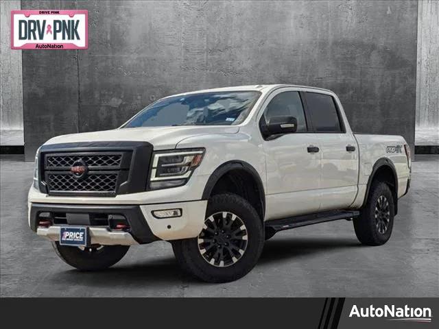 2020 Nissan TITAN Crew Cab PRO-4X 4x4