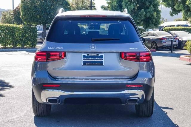 2024 Mercedes-Benz GLB 4MATIC